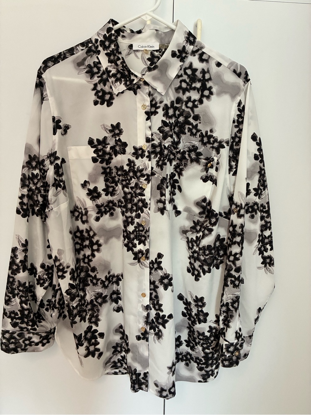 Calvin Klein White Button-Down Shirt w Black Floral Print Front PocketsSize 0X